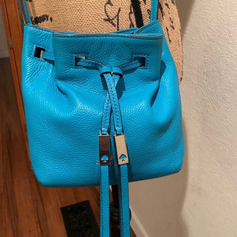 Gorgeous, Kate Spade bucket, Crossbody